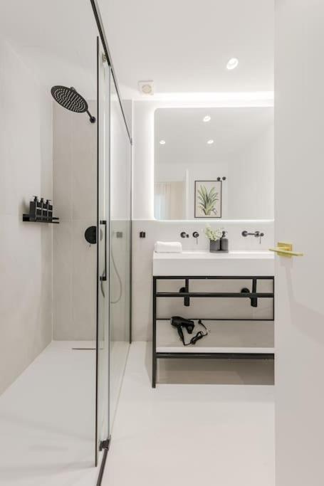 Isg Apartments O'Donnell 2-2-Free Parking Севиля Екстериор снимка